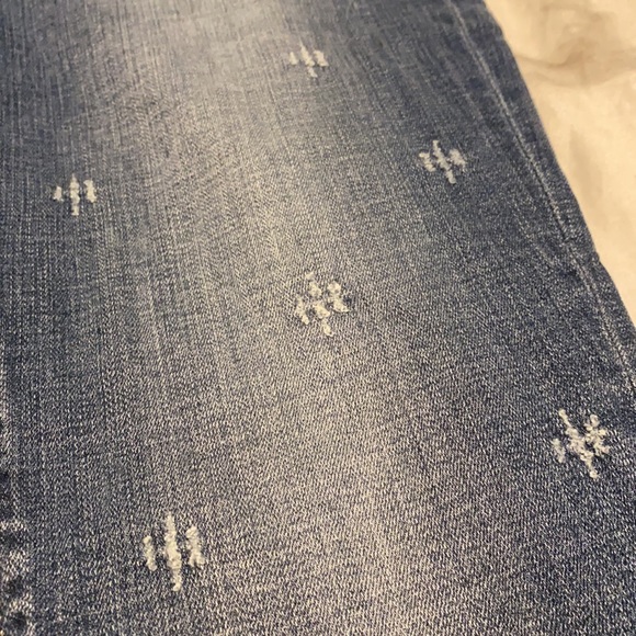 NWOT High Rise Embroider/distress Ankle Jeans - Picture 6 of 6